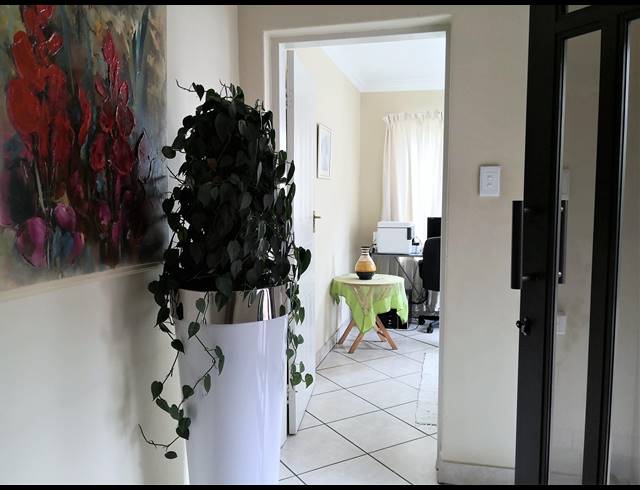 4 BEDROOM HOUSE FOR SALE IN WILLOW ACRES